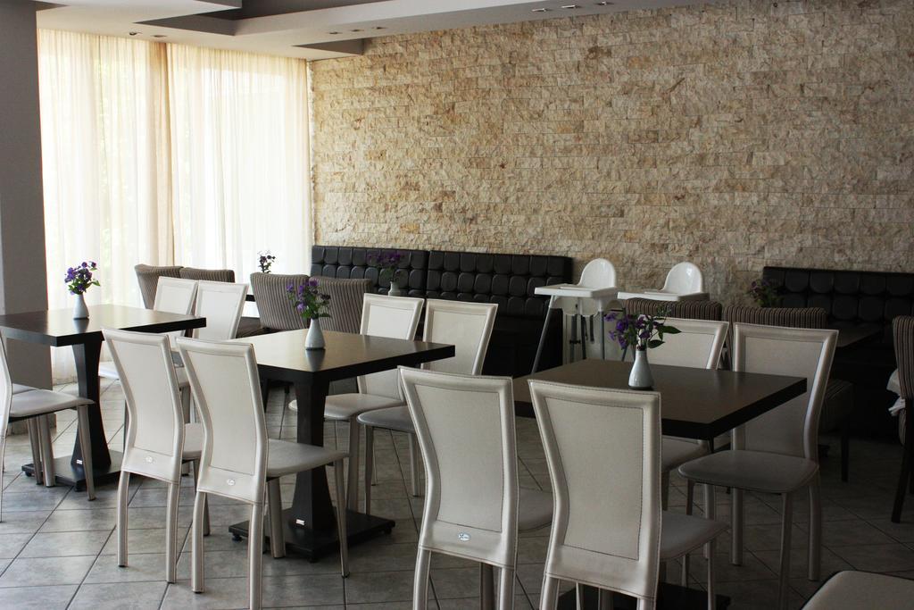Hotel Cariatis Nea Kallikrateia المظهر الخارجي الصورة